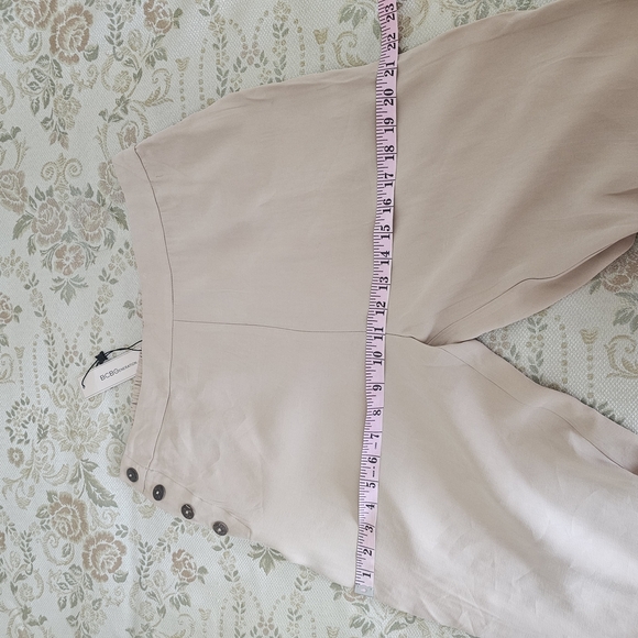 BCBGeneration Women's Sand Pants Size M - Picture 4 of 8